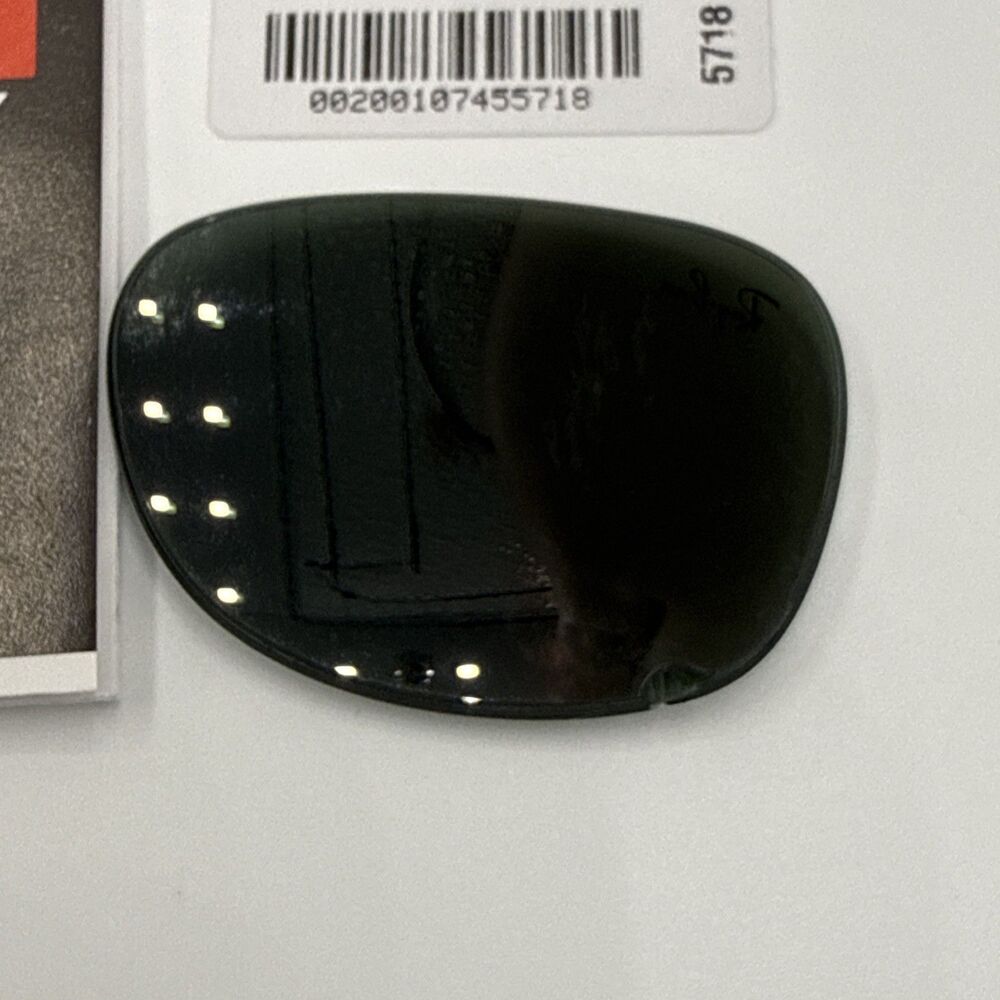 Ray Ban RB2132 Polarized Grey 001 Replacement RIGHT LENS ONLY 55mm *Has Chip* - Picture 3 of 10